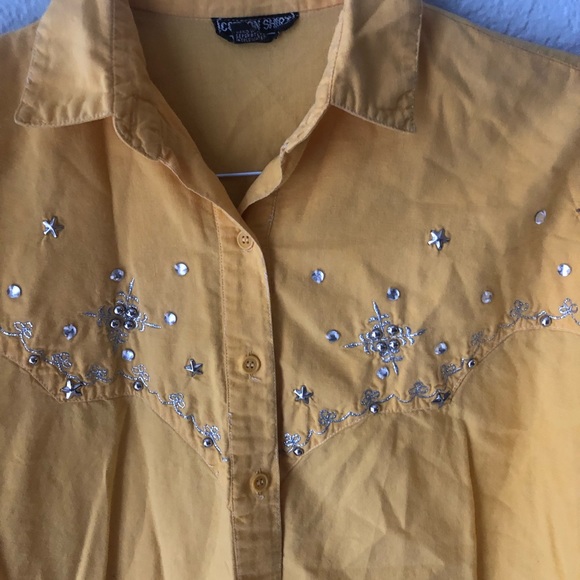 vintage yellow button down shirt! - Picture 2 of 3